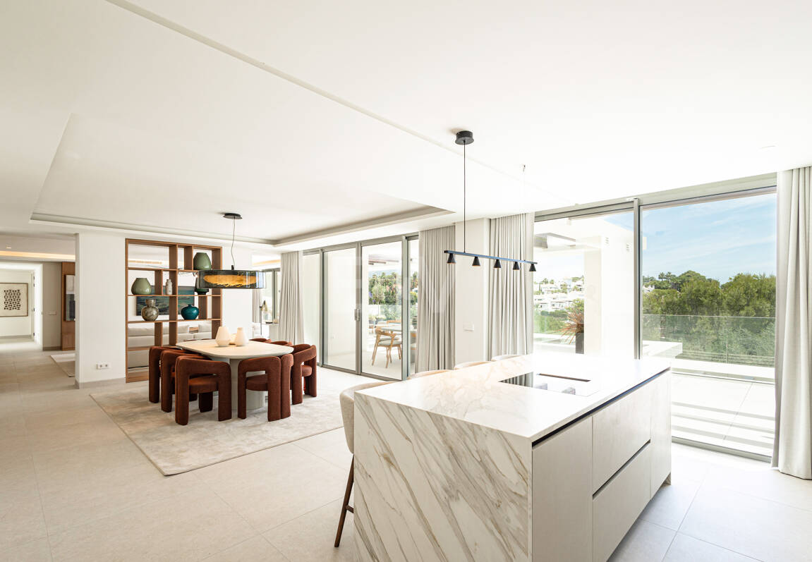 Duplex Penthouse med privat simning Pool nära Puente Romano