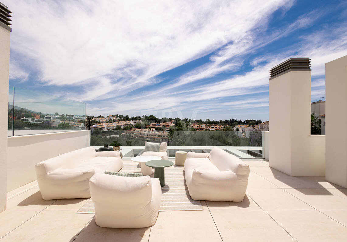 Duplex Penthouse z prywatnym basenem w pobliżu Puente Romano