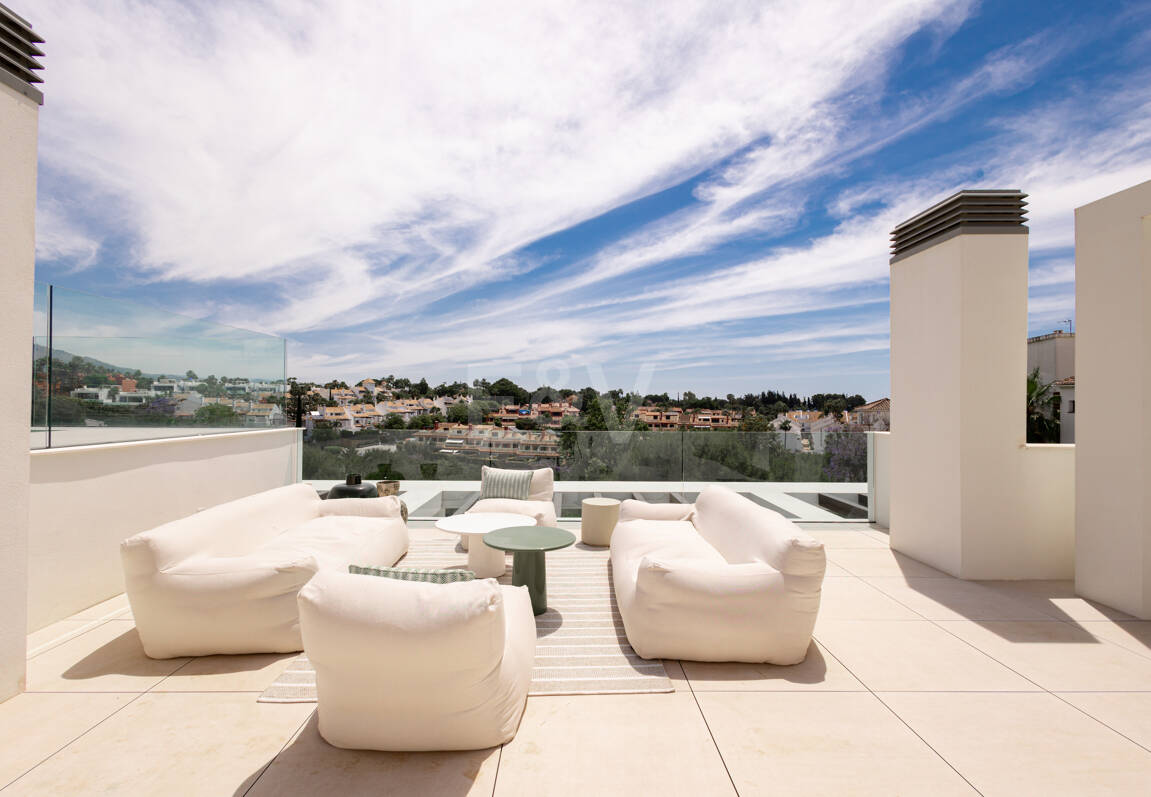 Duplex Penthouse med privat simning Pool nära Puente Romano