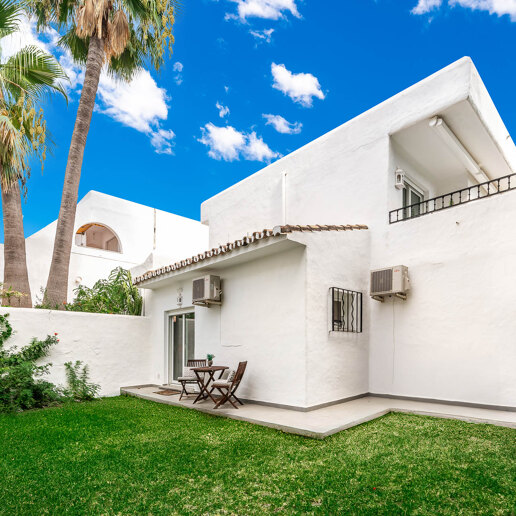 Beautifully Renovated Detached Home in Gated Community with Garden