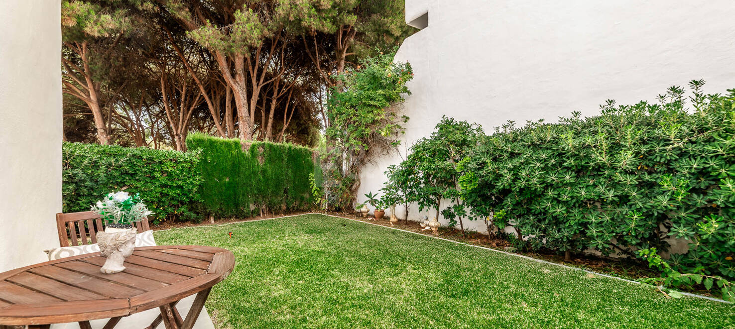 Beautifully Renovated Detached Home in Gated Community with Garden