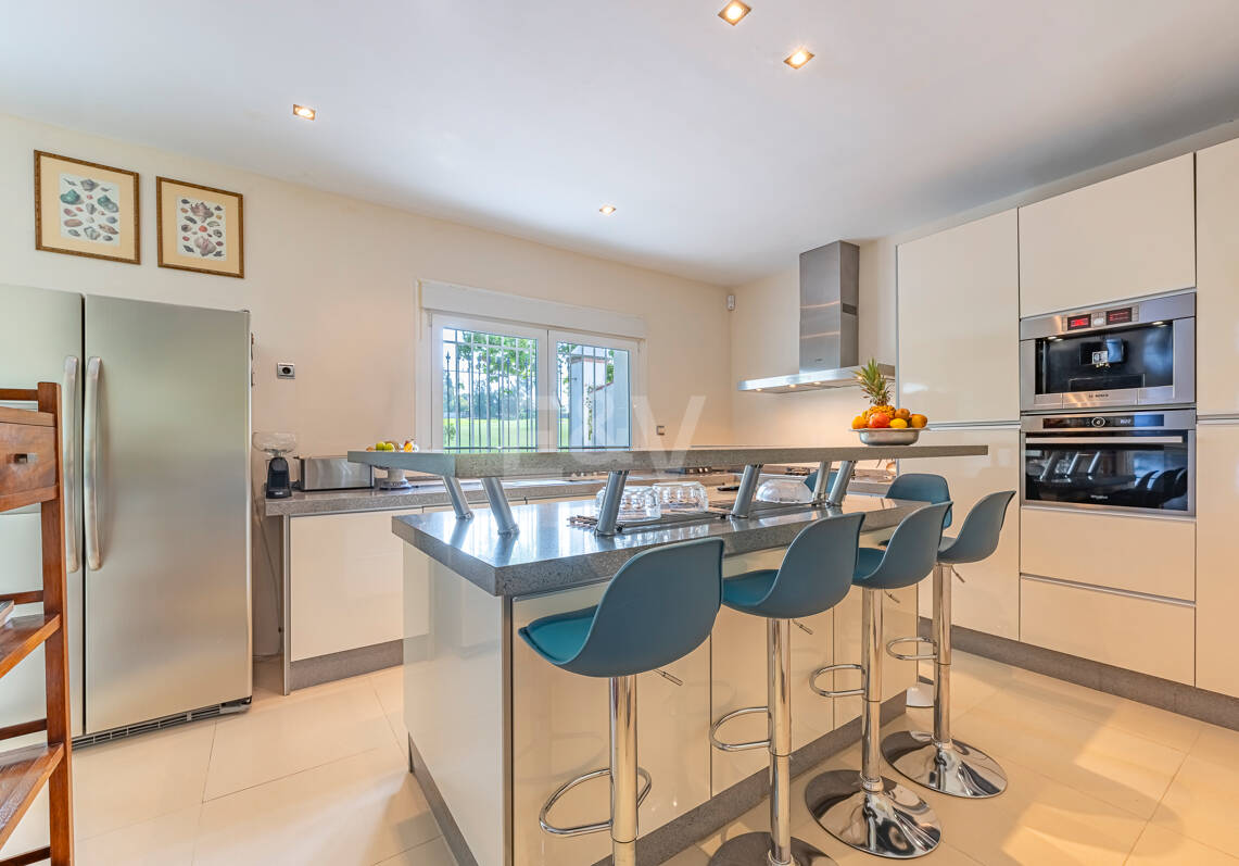 Villa classique sur la première ligne de golf près de Marbella