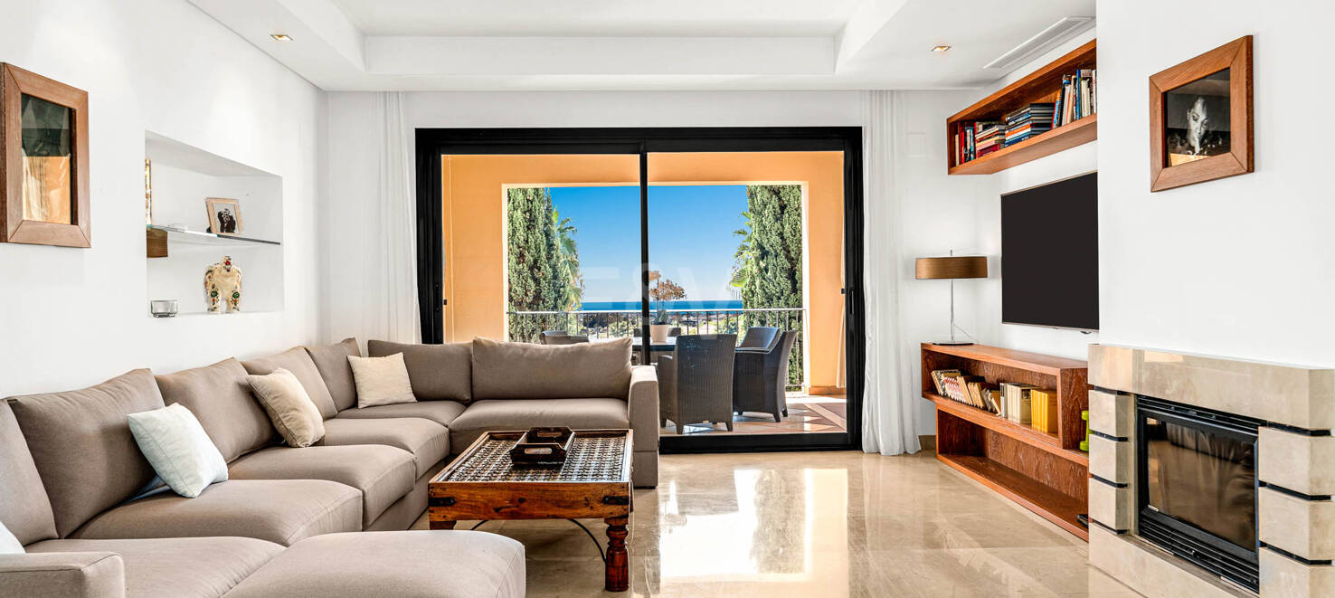 Geräumige Wohnung mit Meerblick und großer Terrasse in La Quinta