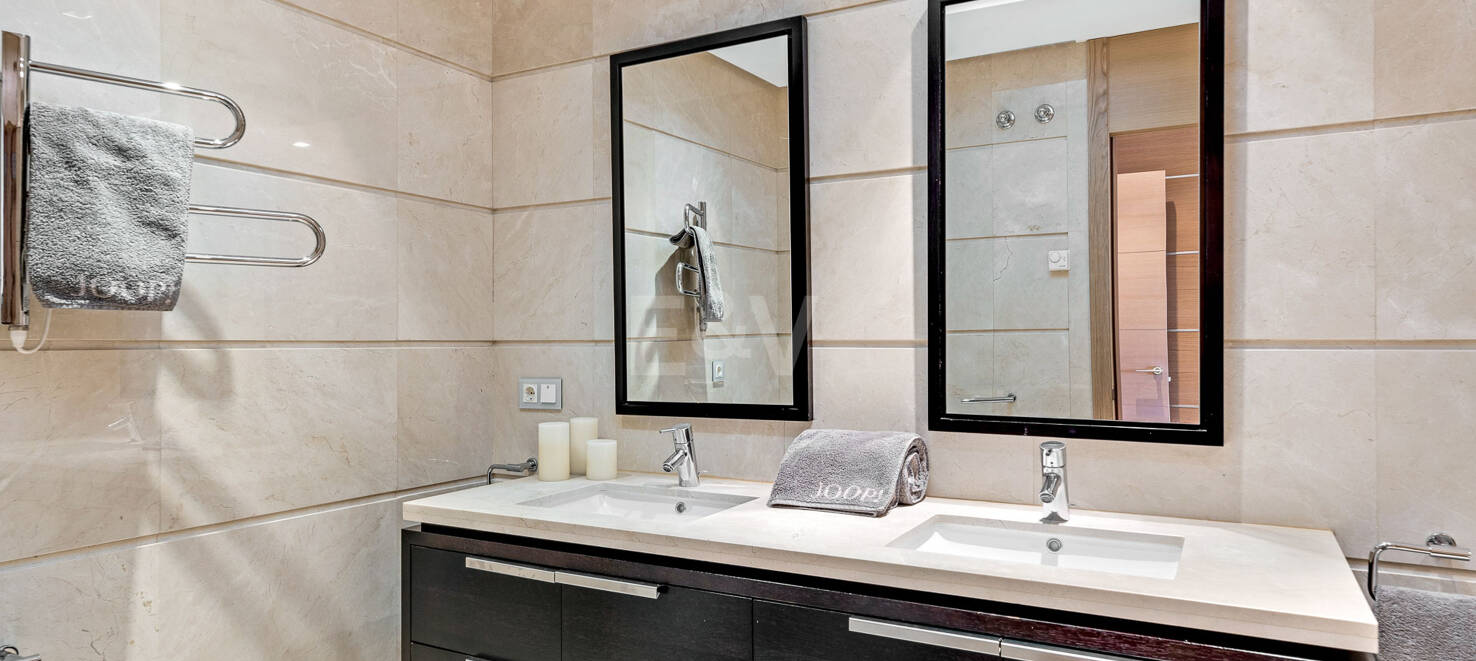 Geräumige Wohnung mit Meerblick und großer Terrasse in La Quinta