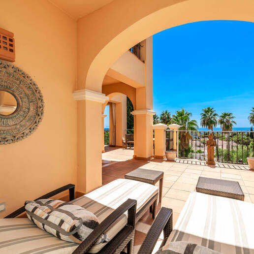 Geräumige Wohnung mit Meerblick und großer Terrasse in La Quinta