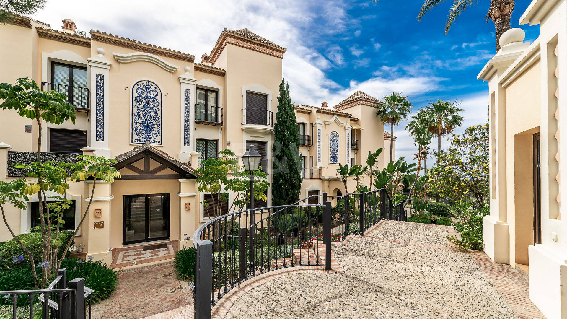 Luxuriöse, Großzügige Wohnung mit Meerblick