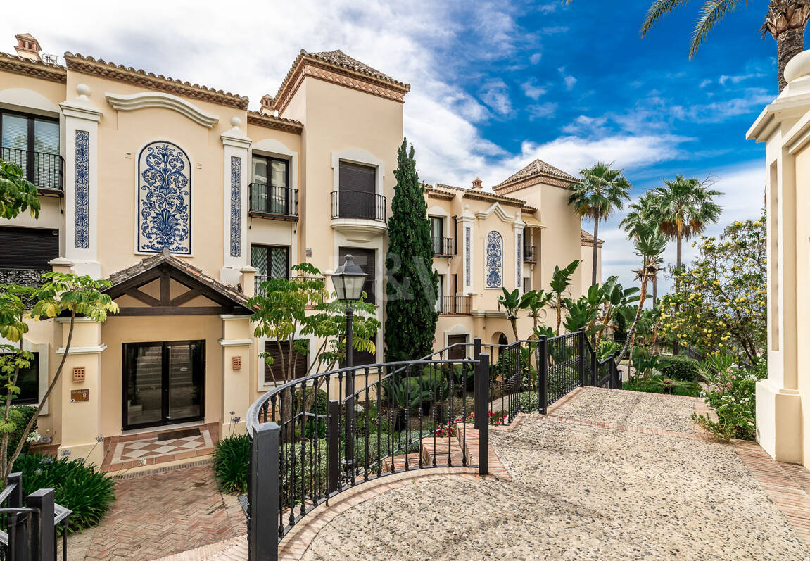 Luxuriöse, Großzügige Wohnung mit Meerblick