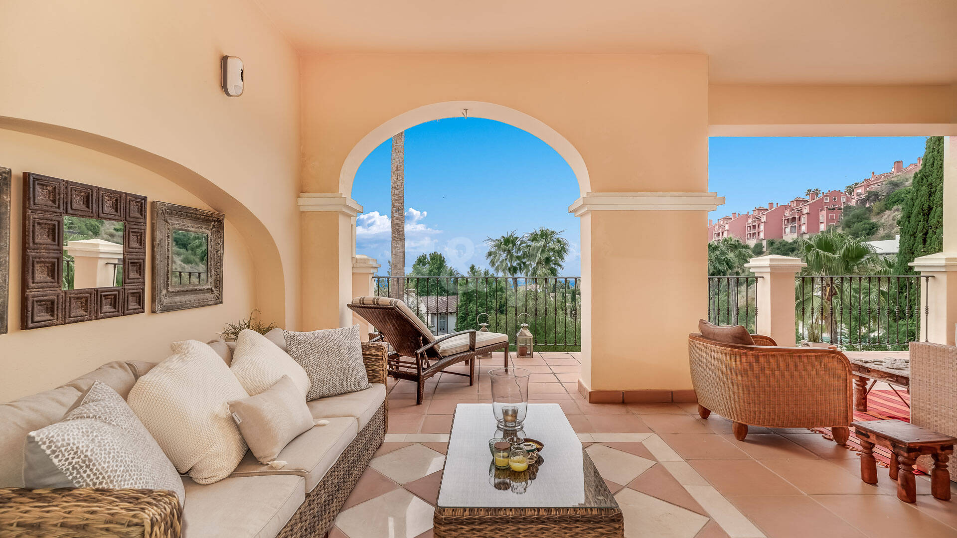 Luxuriöse, Großzügige Wohnung mit Meerblick