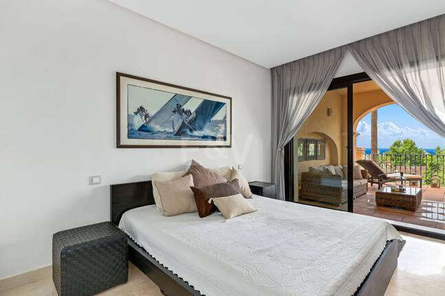 Luxuriöse, Großzügige Wohnung mit Meerblick