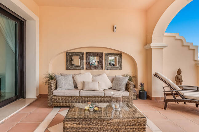 Luxuriöse, Großzügige Wohnung mit Meerblick