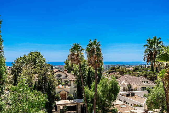 Luxuriöse, Großzügige Wohnung mit Meerblick