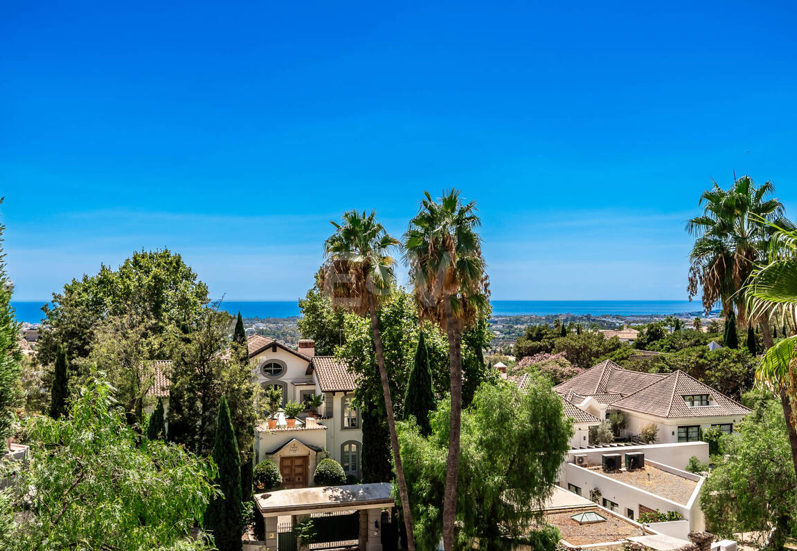 Luxuriöse, Großzügige Wohnung mit Meerblick