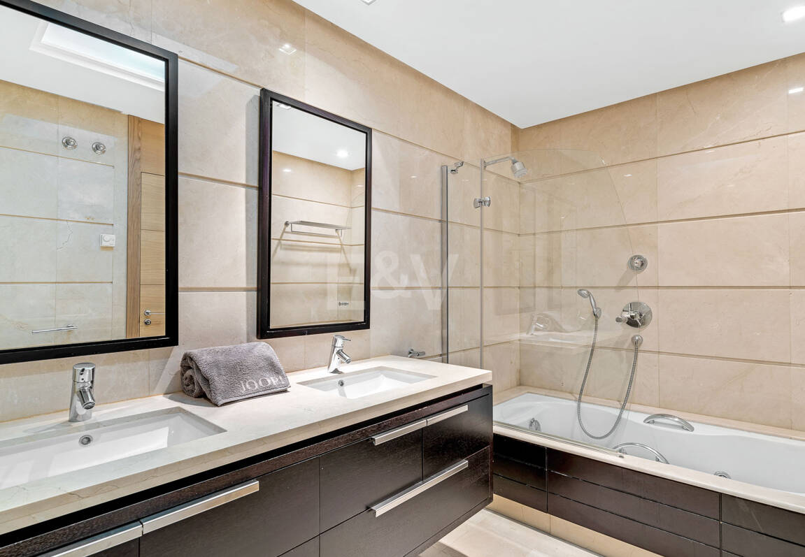 Luxuriöse, Großzügige Wohnung mit Meerblick