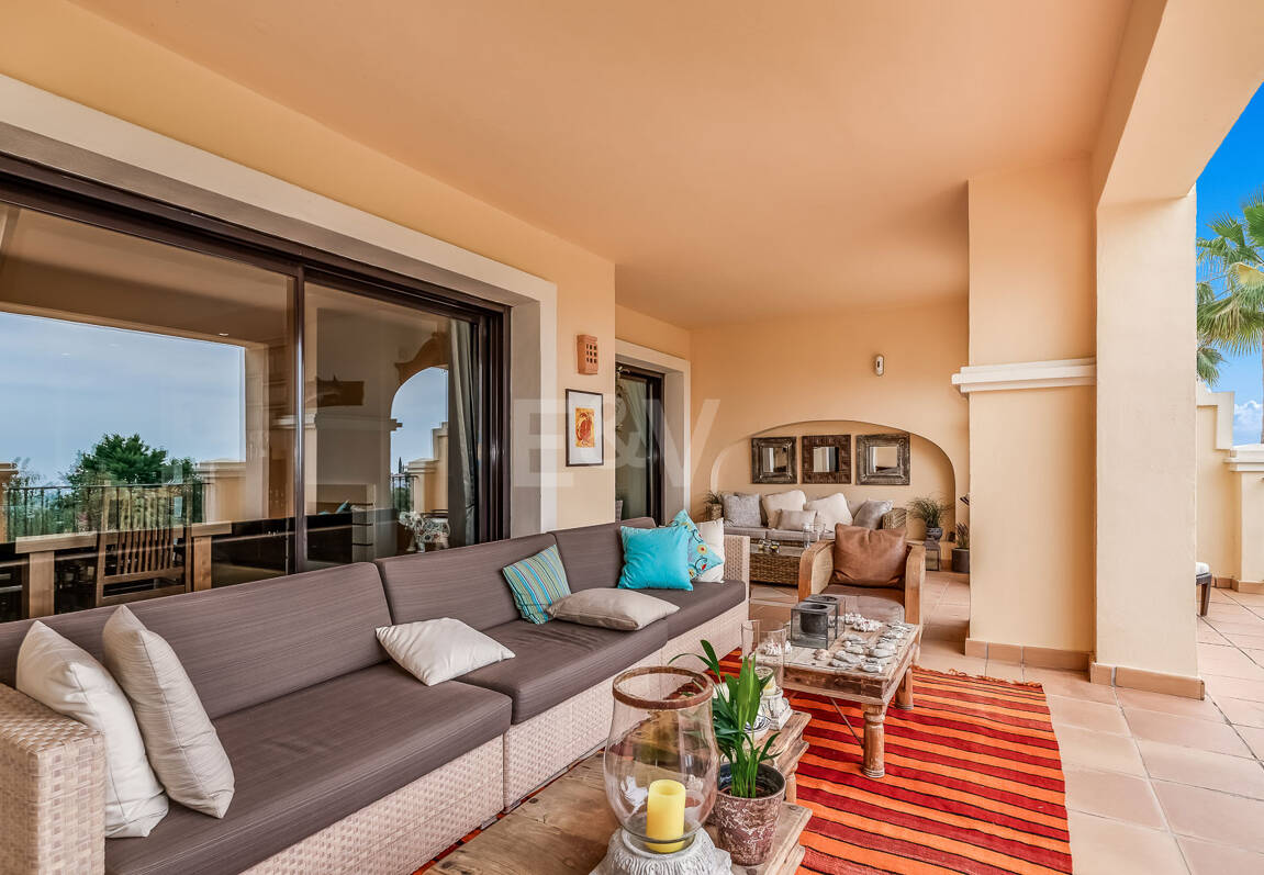 Luxuriöse, Großzügige Wohnung mit Meerblick