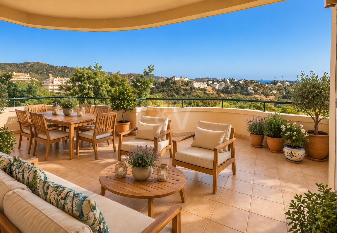 Apartamento de lujo en esquina con vistas espectaculares en Elviria Hills