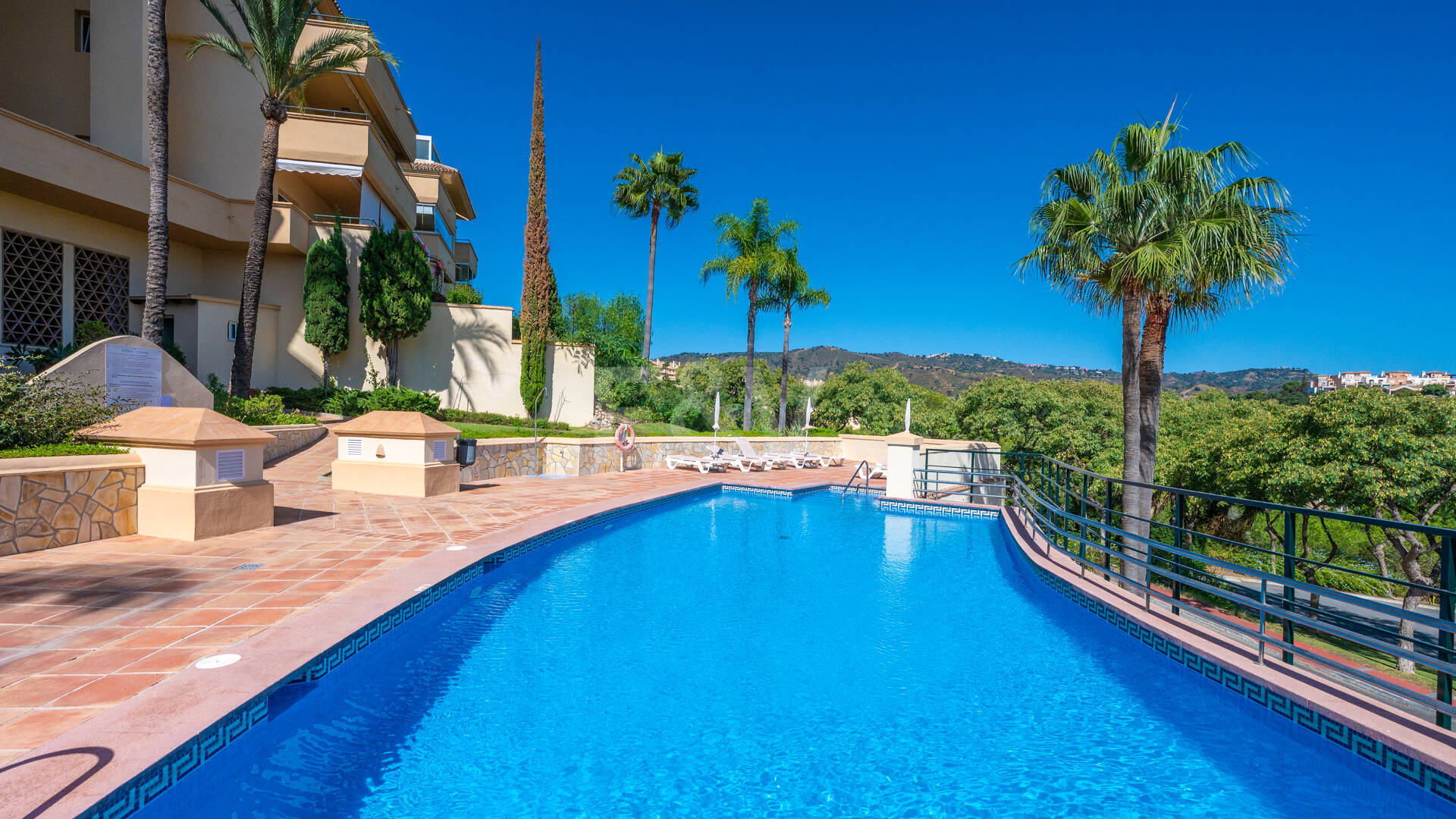 Appartement de luxe Corner avec vues spectaculaires à Elviria Hills