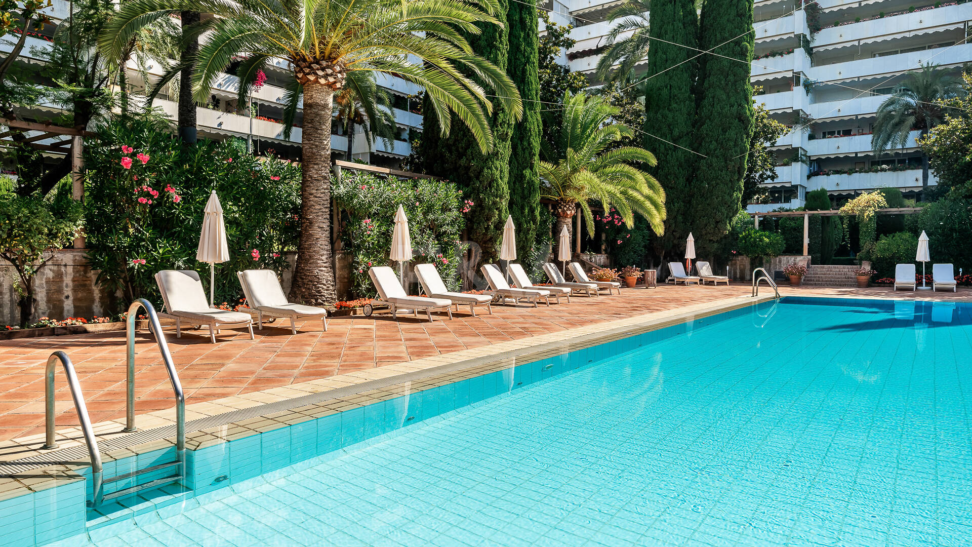 Don Gonzalo, ubicación privilegiada en Marbella, a pasos de la playa