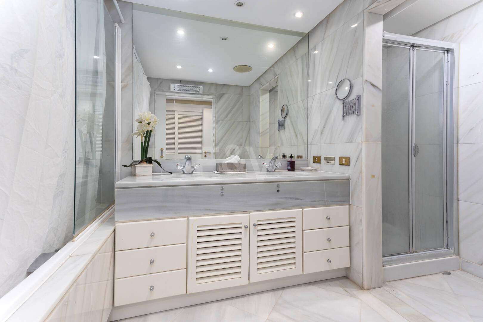 Don Gonzalo, Premier emplacement à Marbella, marches loin de la plage