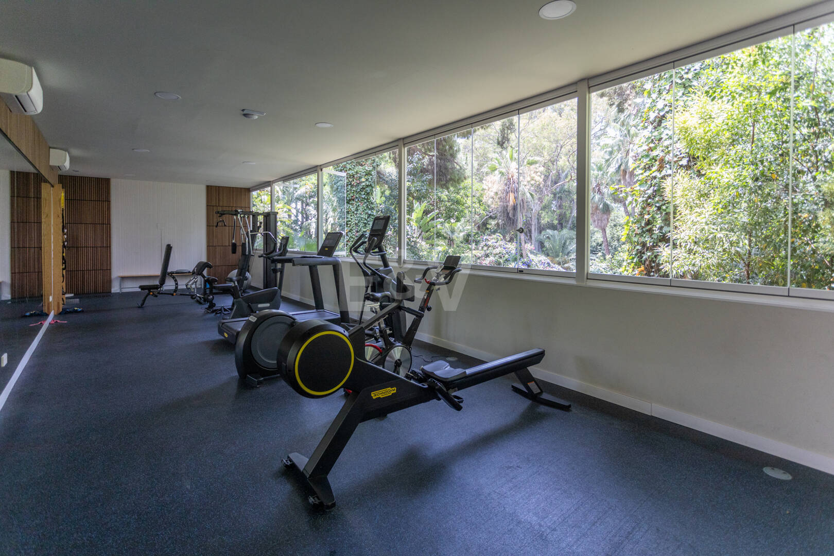 Don Gonzalo, Premier emplacement à Marbella, marches loin de la plage