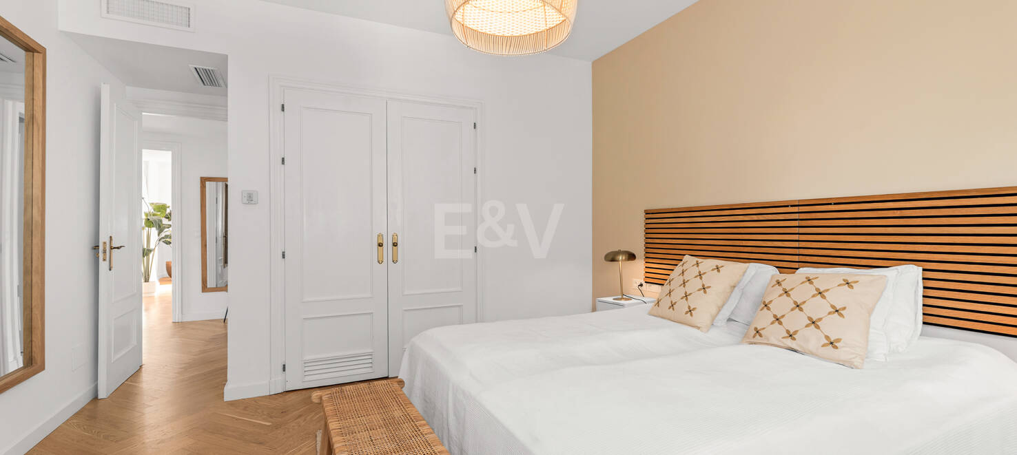 Luxury Penthouse with Panoramic Views in Exclusive Les Belvederes, La Cerquilla