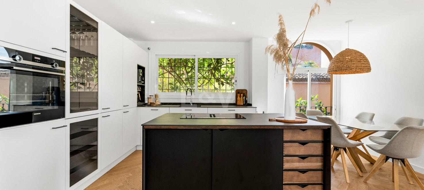 Luxus-Penthouse mit Panoramablick im exklusiven Les Belvederes, La Cerquilla