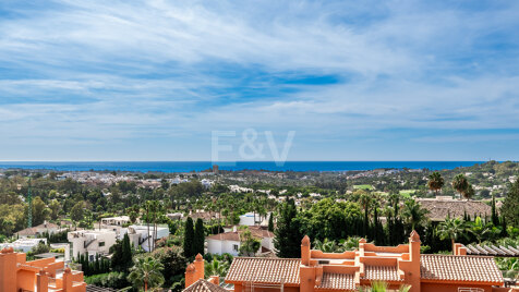 Ático de lujo con vistas panorámicas en el exclusivo Les Belvederes, La Cerquilla