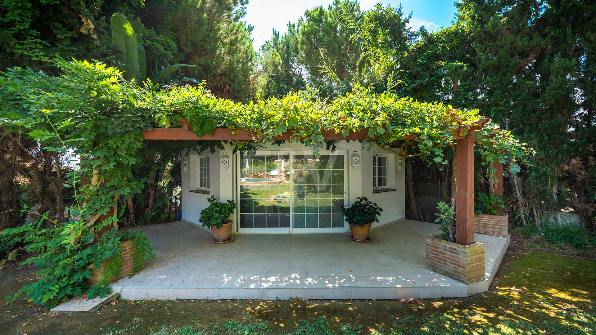 Elegant Villa on a Large Plot with Lush Gardens