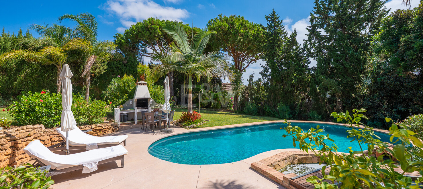Andalusian Villa with Lush Gardens