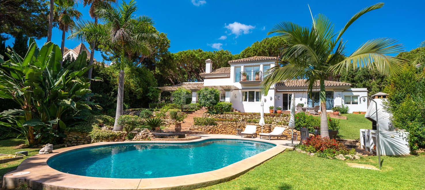 Andalusian Villa with Lush Gardens