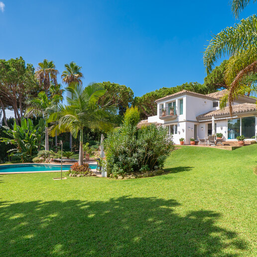 Andalusian Villa with Lush Gardens