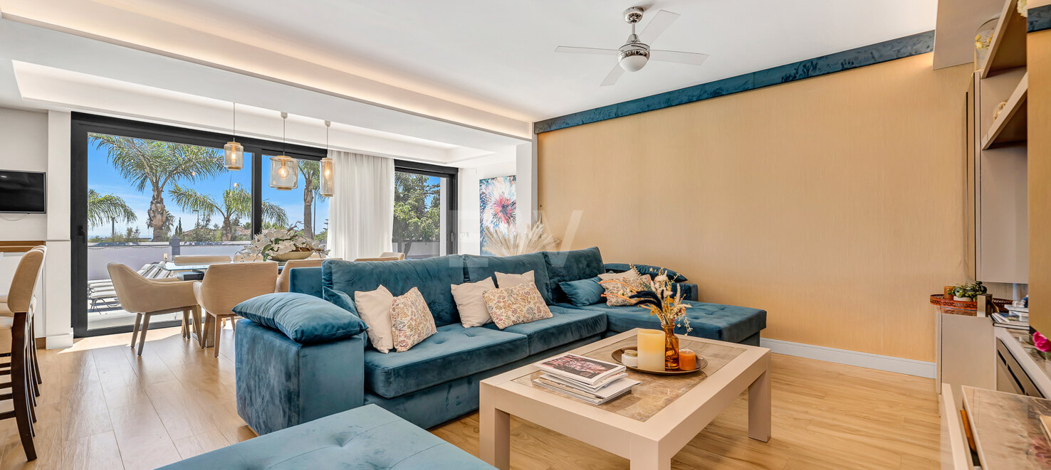 Contemporary One-Level Twin Villa in Marbella