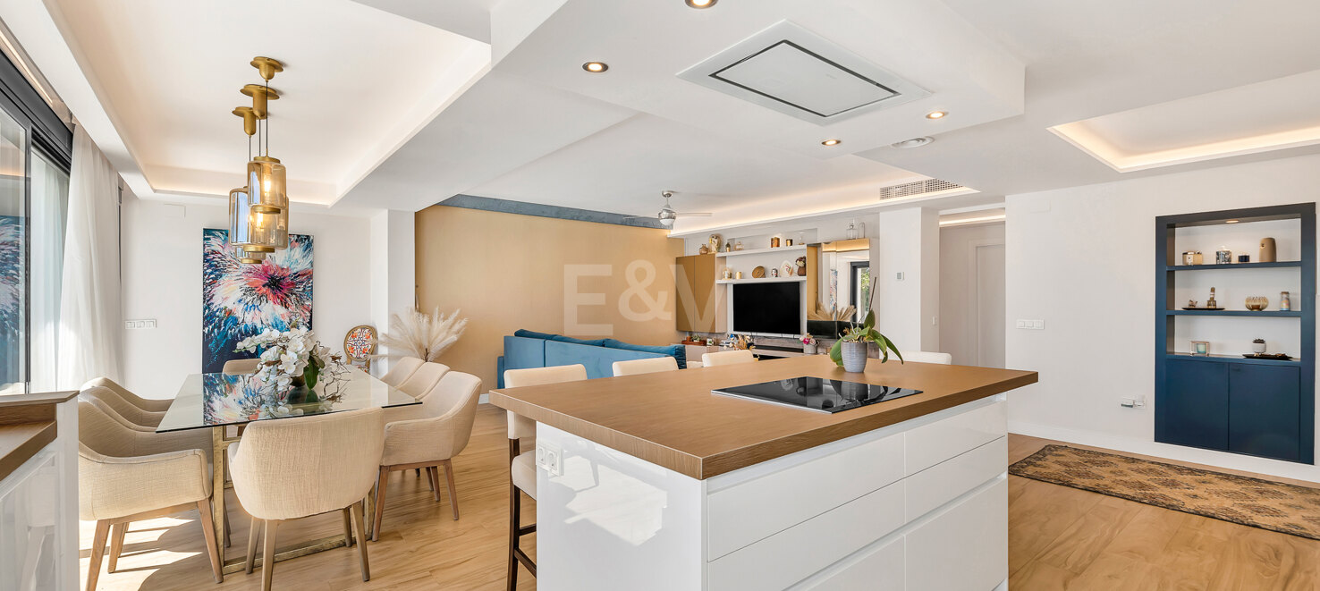 Contemporary One-Level Twin Villa in Marbella