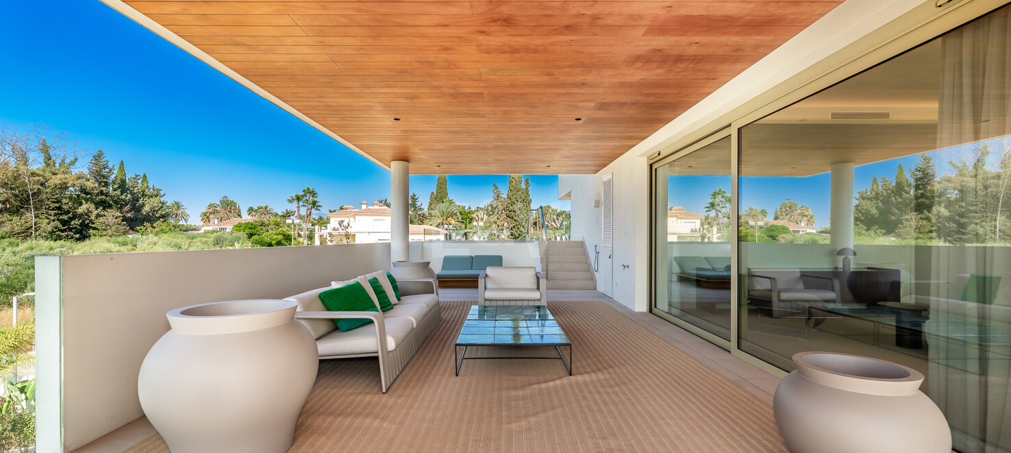 Elegante residencia de 3 dormitorios en la prestigiosa Milla de Oro de Marbella