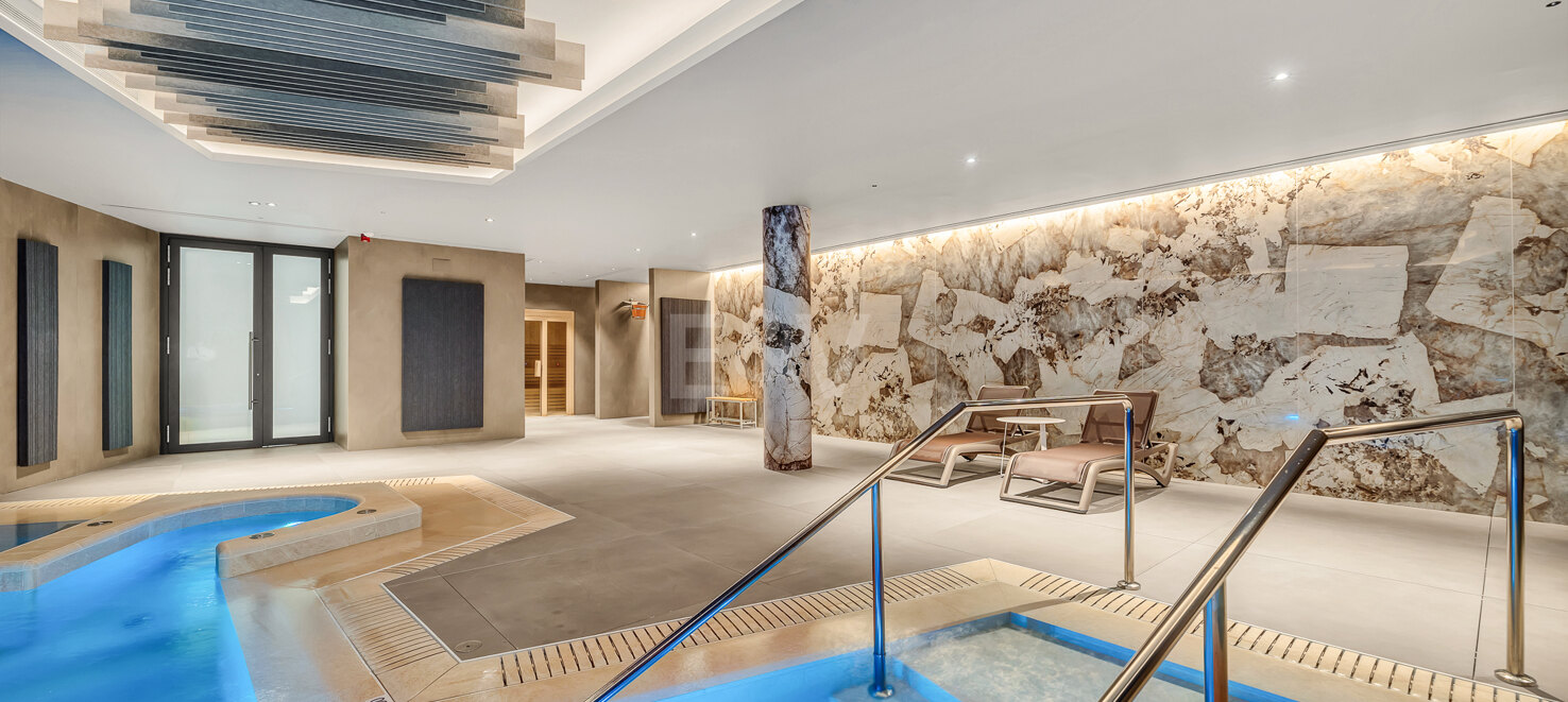 Elegante residencia de 3 dormitorios en la prestigiosa Milla de Oro de Marbella