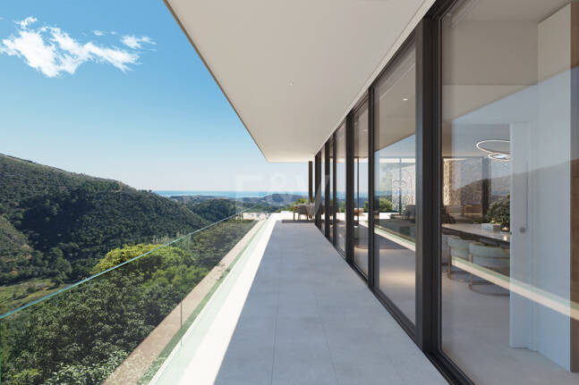 Chic Hillside Residence med panoramautsikt över havet