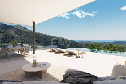 Chic Hillside Residence med panoramautsikt över havet