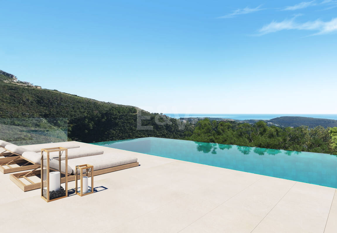 Chic Hillside Residence med panoramautsikt över havet