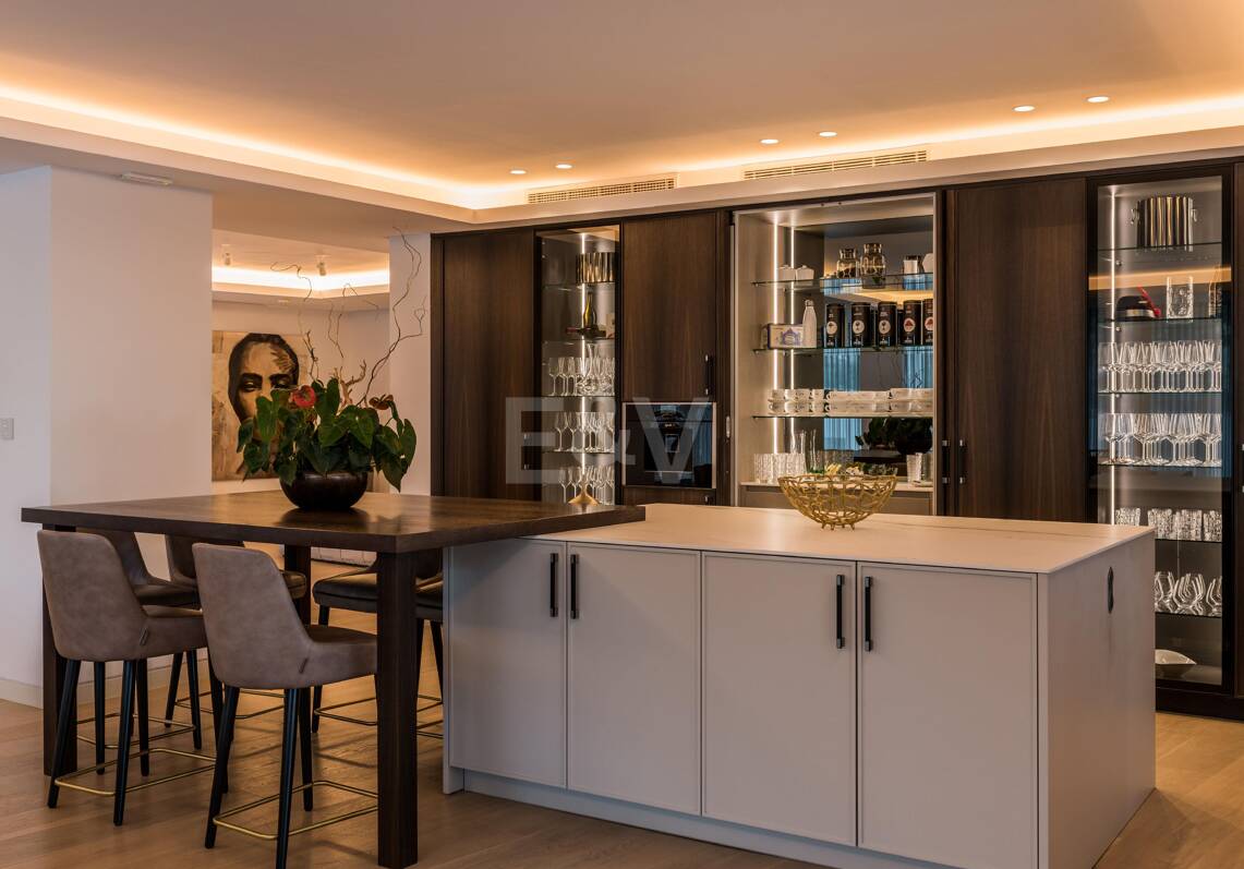 Rare Opportunity: Best-Priced 3-Bedroom apartment in Palo Alto