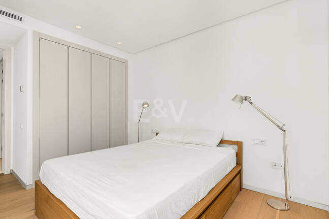 Sällsynta möjligheter: Bästa 3-rumslägenhet i Palo Alto