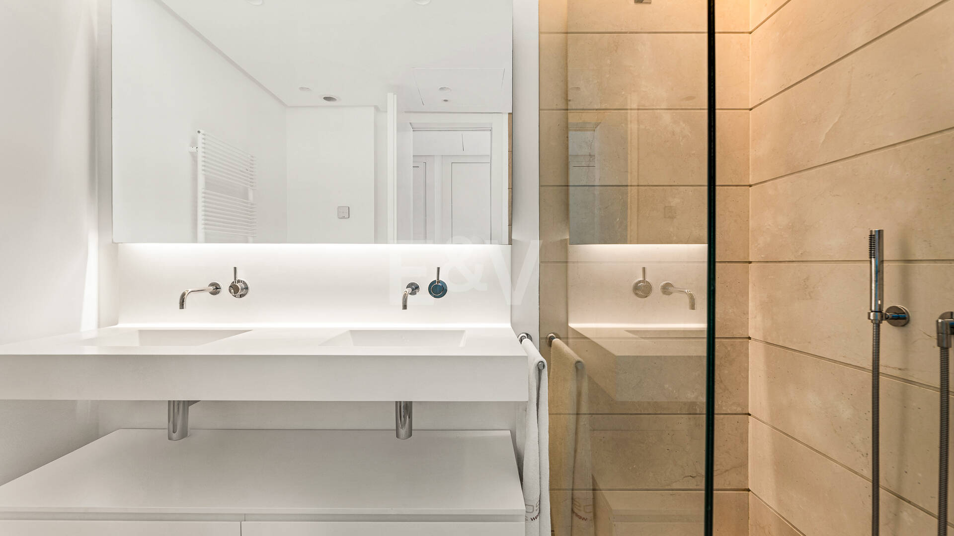 Sällsynta möjligheter: Bästa 3-rumslägenhet i Palo Alto