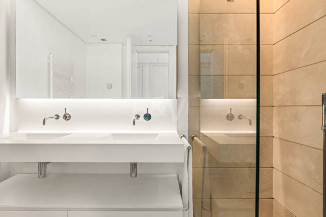 Sällsynta möjligheter: Bästa 3-rumslägenhet i Palo Alto