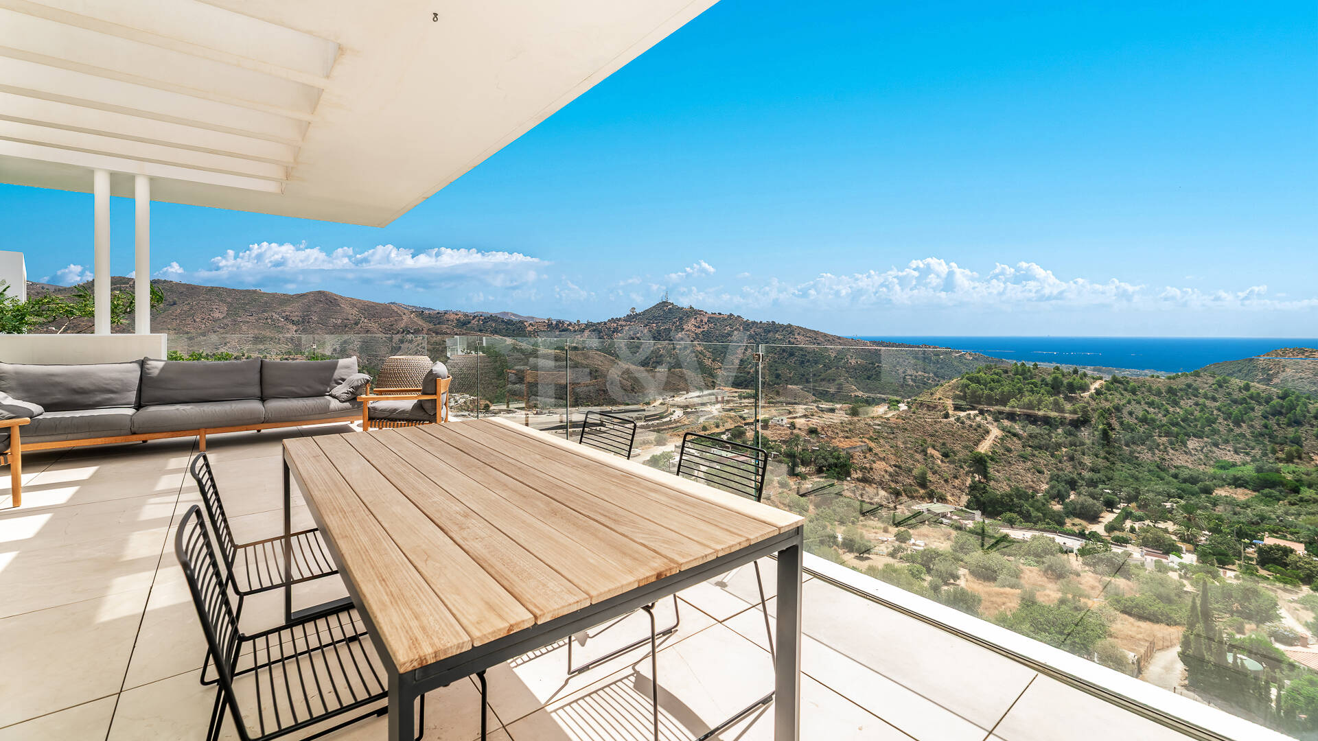 Sällsynta möjligheter: Bästa 3-rumslägenhet i Palo Alto