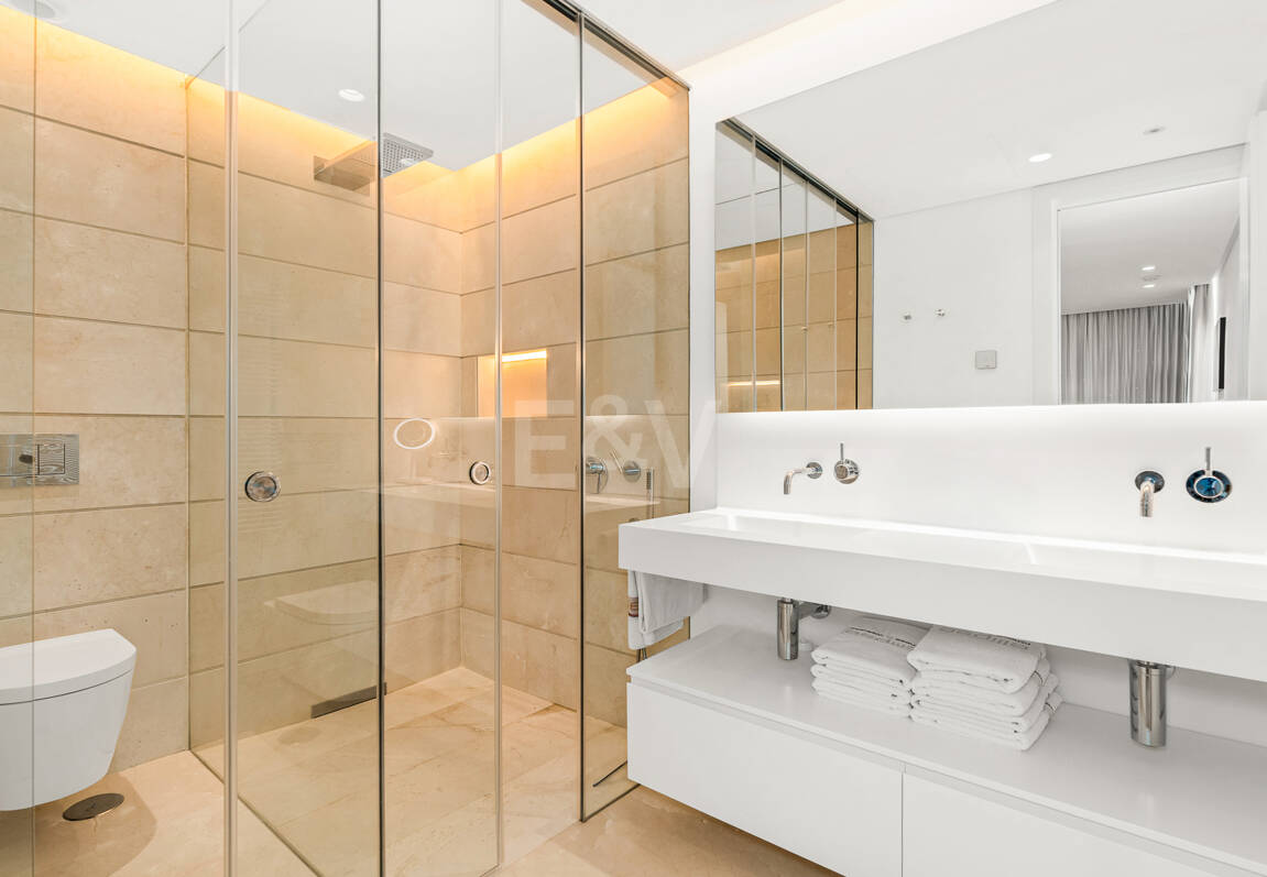 Sällsynta möjligheter: Bästa 3-rumslägenhet i Palo Alto