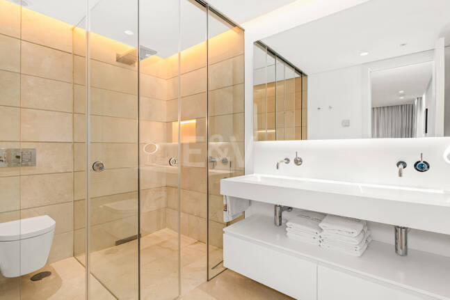 Sällsynta möjligheter: Bästa 3-rumslägenhet i Palo Alto