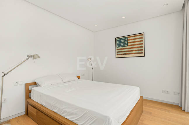 Sällsynta möjligheter: Bästa 3-rumslägenhet i Palo Alto