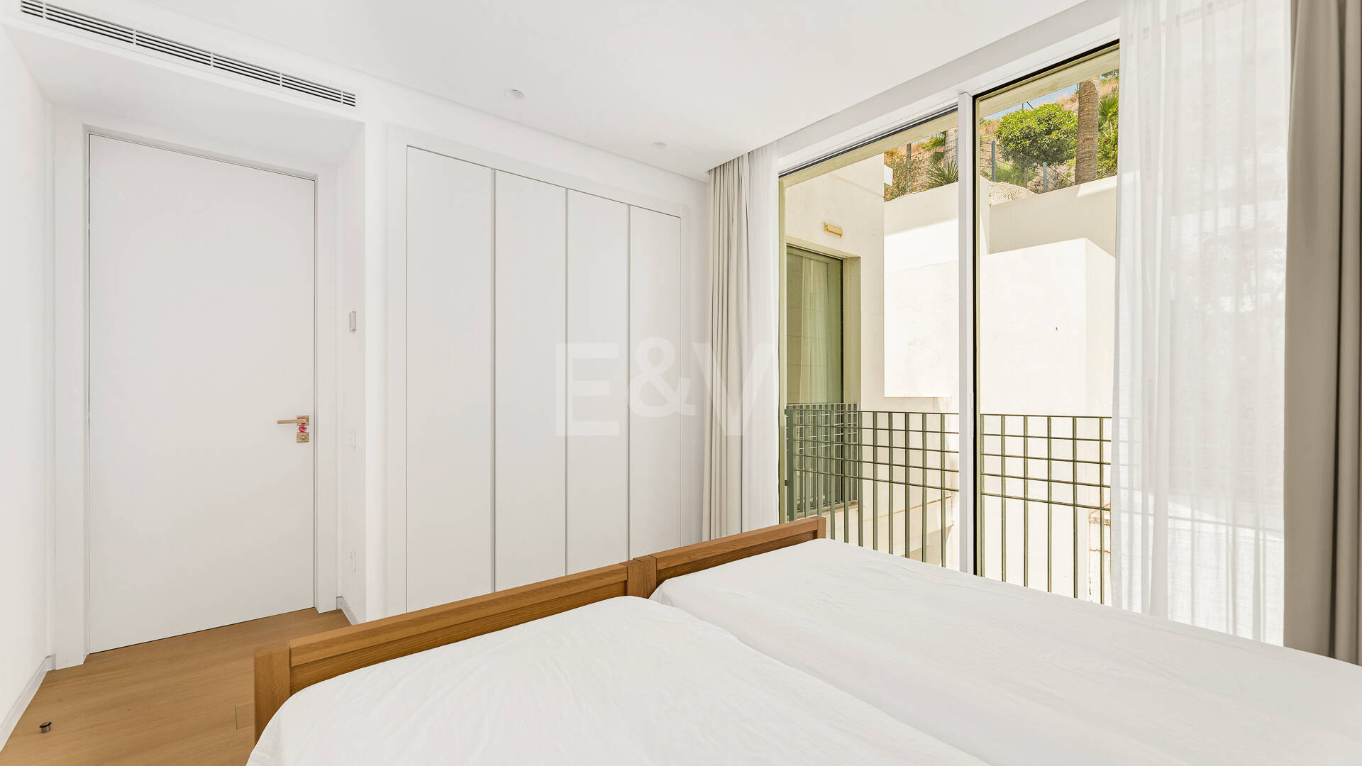 Sällsynta möjligheter: Bästa 3-rumslägenhet i Palo Alto