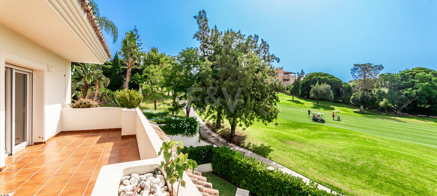 Elegant Frontline Golf Villa with Exceptional Views to the Golf Course in Prime Location