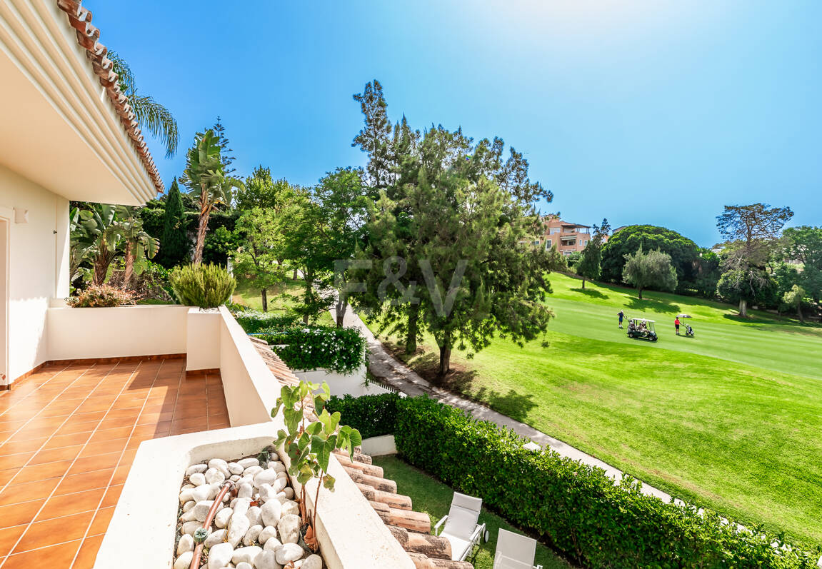 Elegancki Frontline Golf Villa z wyjątkowymi widokami na Golf Course w pierwszej lokalizacji