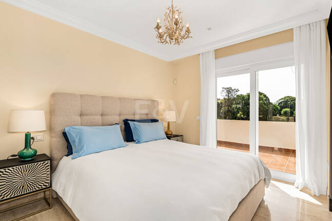 Elegancki Frontline Golf Villa z wyjątkowymi widokami na Golf Course w pierwszej lokalizacji