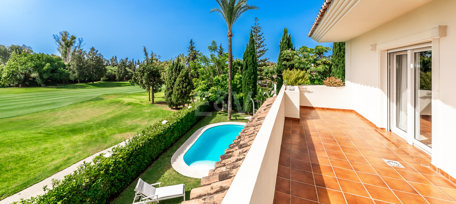 Elegant Villa with Frontline Golf Views in Guadalmina